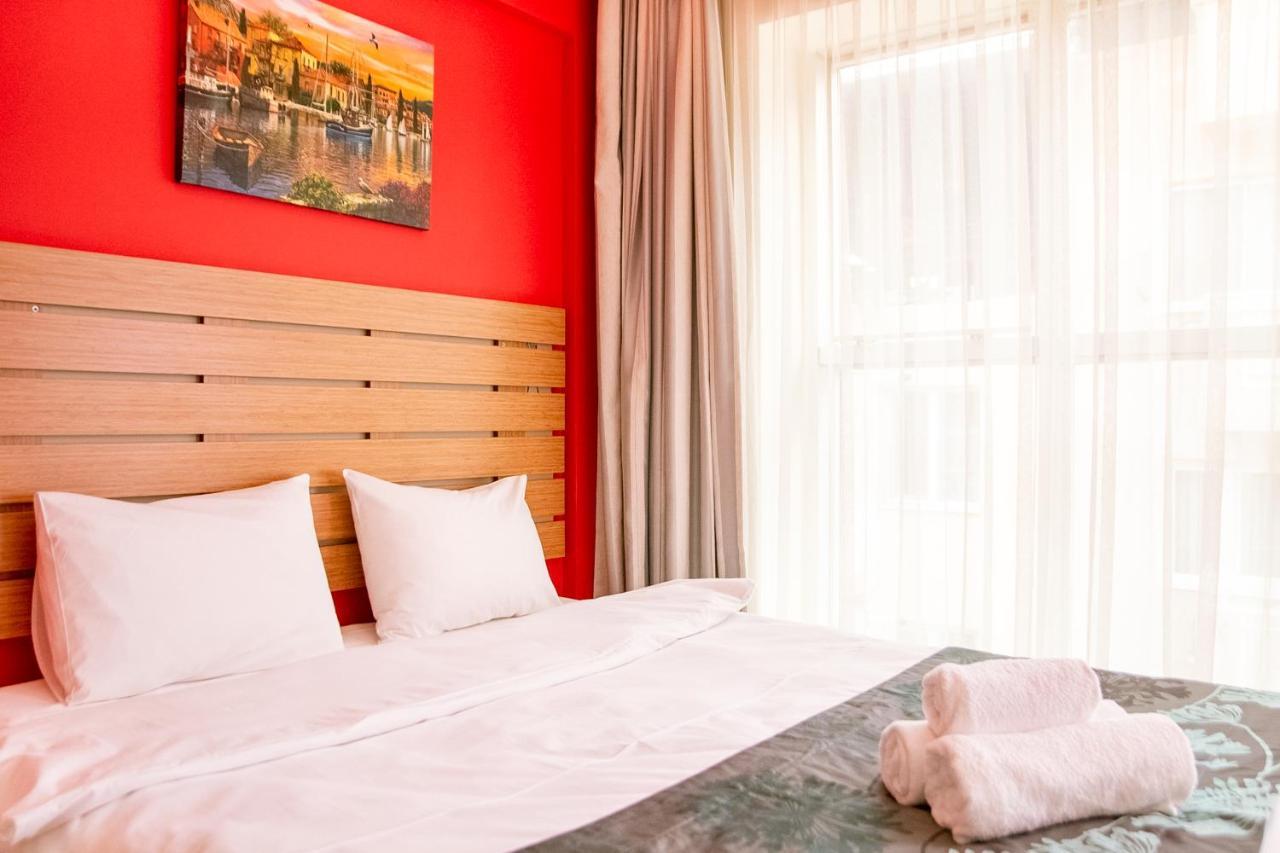 Fi Homes (Adults Only) Σμύρνη Εξωτερικό φωτογραφία